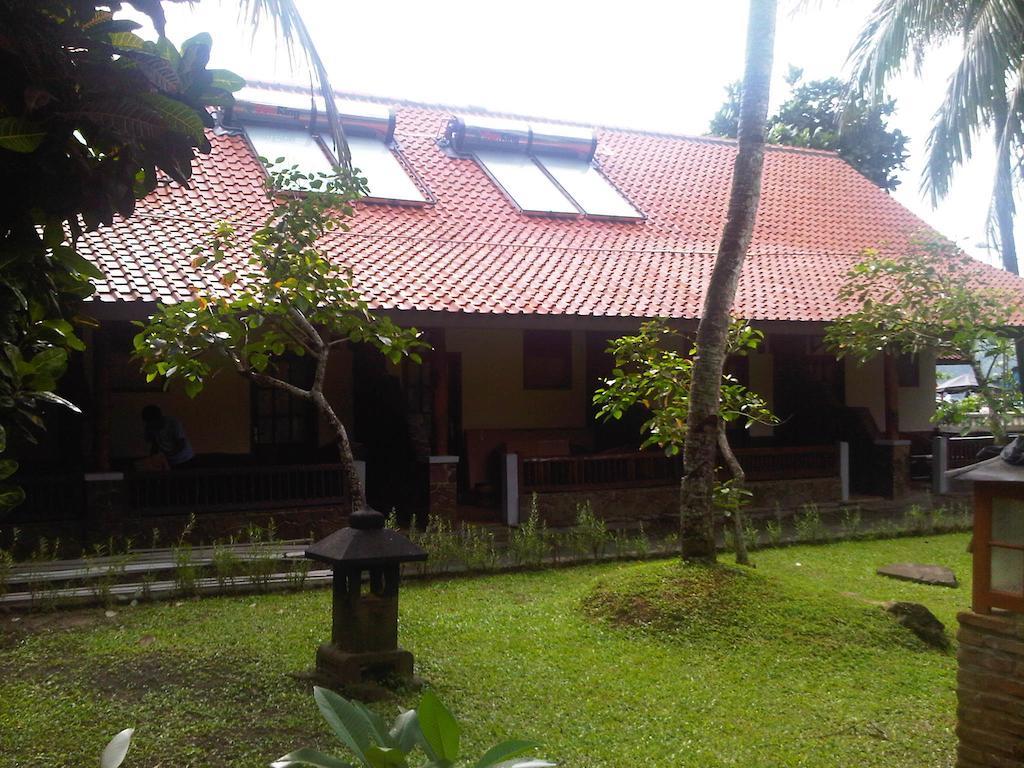 Sunrise Hotel Beach Pangandaran 庞岸达兰 客房 照片