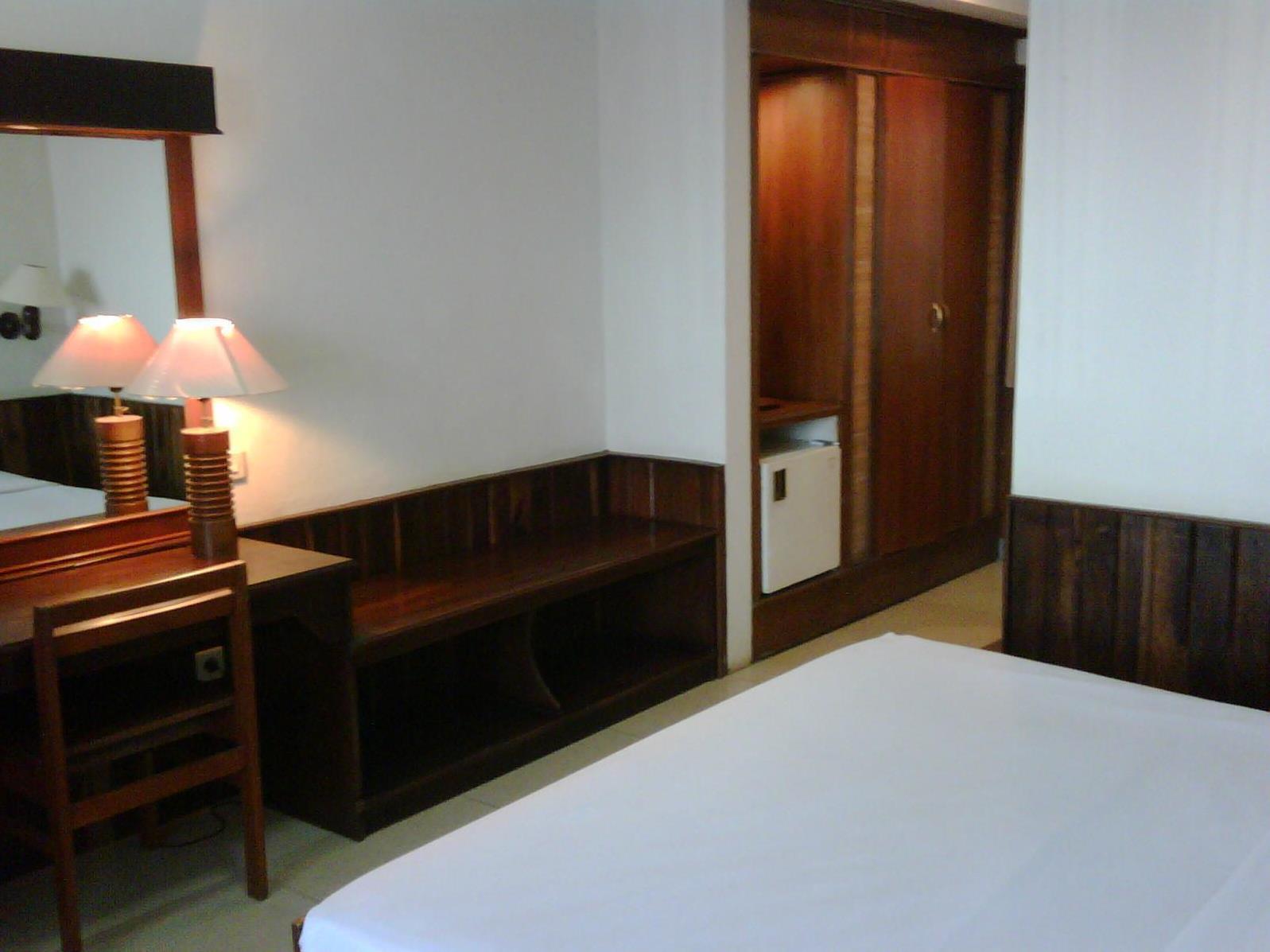 Sunrise Hotel Beach Pangandaran 庞岸达兰 外观 照片